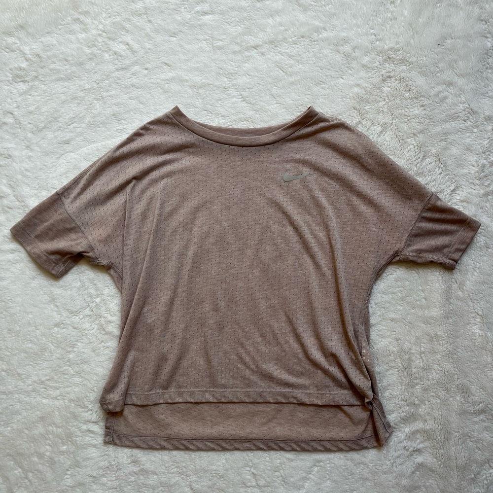 Cropped Nike Dri-Fit Running Tee